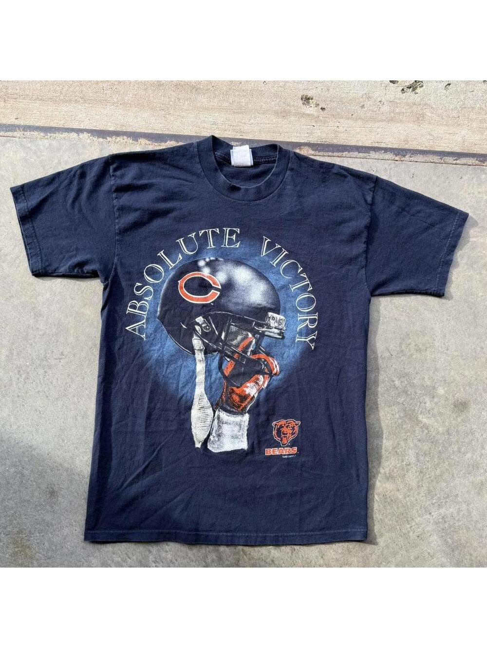 Vintage 90s Chicago Bears Absolute Victory dope graphic t-shirt size large